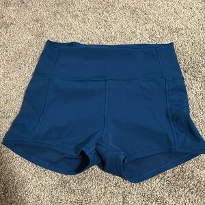lululemon 2.5 shorts